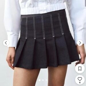 Zara Women's Navy and White Skort